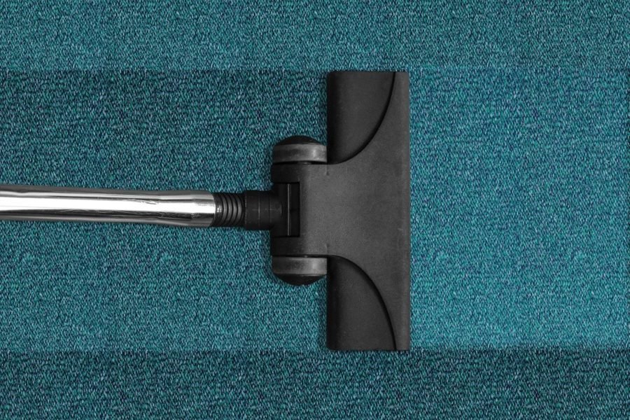 How to Clean Carpet with Vinegar and Baking Soda
